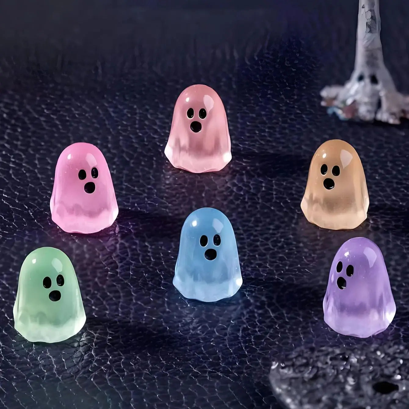 Luminous Ghost Figures Glowing Miniatures For Halloween Home Decor