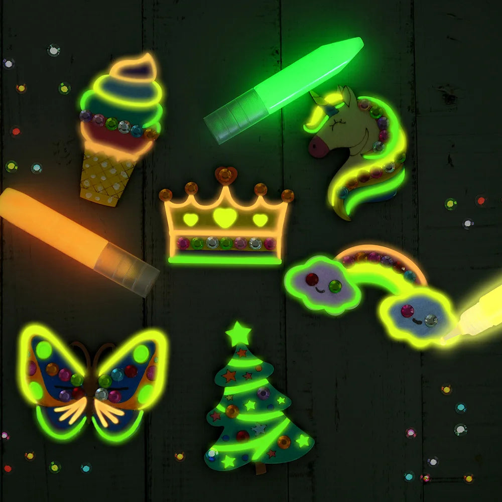 Kids Wooden Magnet Craft Kit With Glow Paint And Brushes