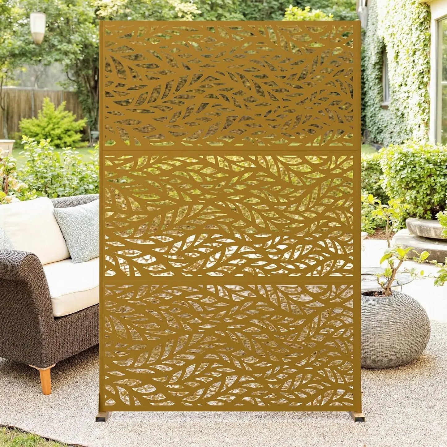 Twister CK Decorative Metal Garden Privacy Screen With Stand